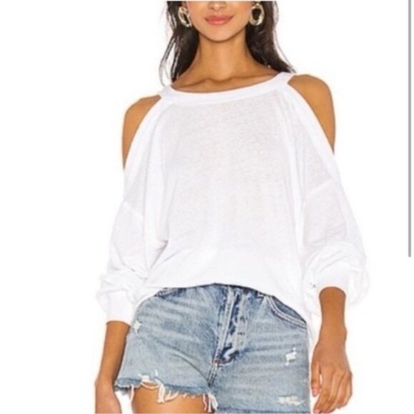 NWT We The Free Chill Out Cold Shoulder Top in Optic White - Picture 1 of 9